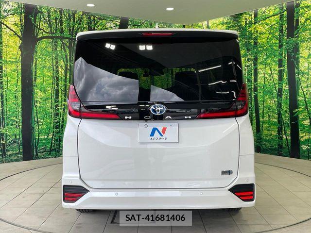 Toyota NOAH HYBRID 2022-09 7222835-16