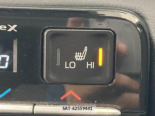 Toyota NOAH HYBRID 2022-06 7251754-10