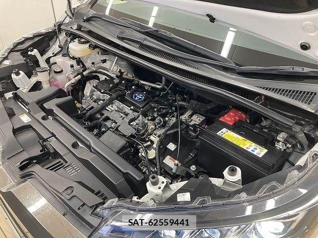 Toyota NOAH HYBRID 2022-06 7251754-17