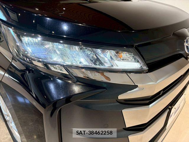 Toyota NOAH HYBRID 2022-04 7250277-7
