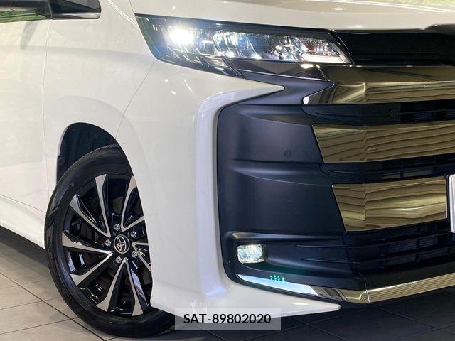 Toyota NOAH HYBRID 2023-07 7251757-12