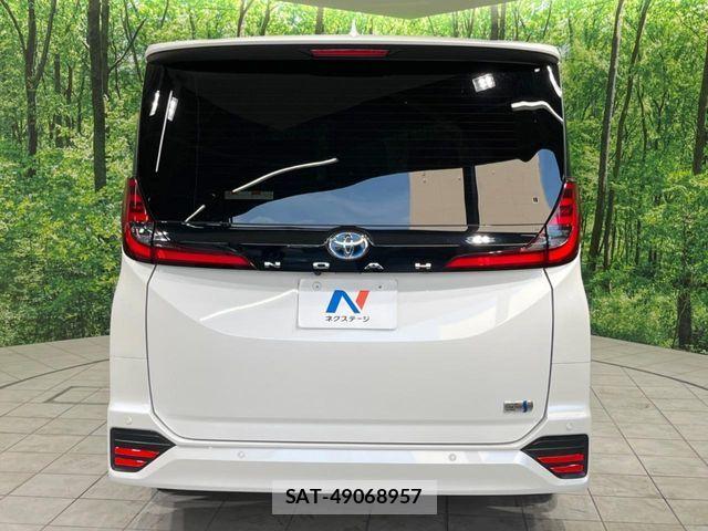 Toyota NOAH HYBRID 2023-04 7251758-15