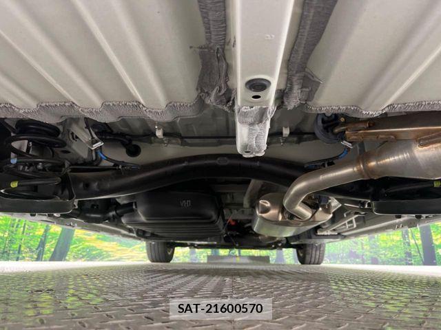 Toyota NOAH HYBRID 2023-10 7250472-18