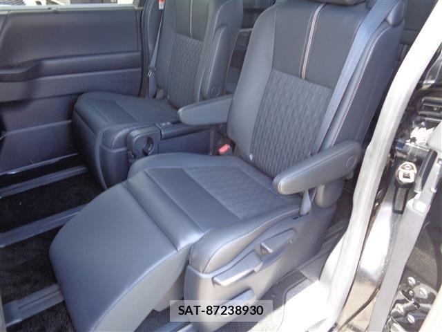 Toyota NOAH HYBRID 2025-01 7250485-15