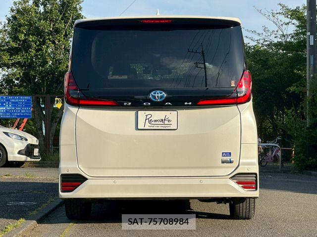 Toyota NOAH HYBRID 2022-10 7250708-5