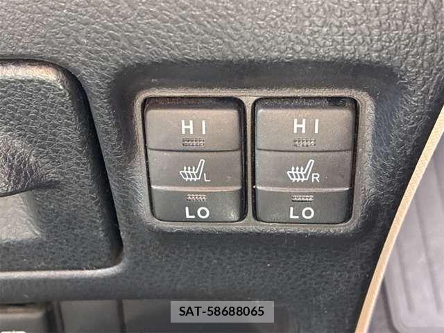 Toyota NOAH HYBRID 2019-05 7251759-9