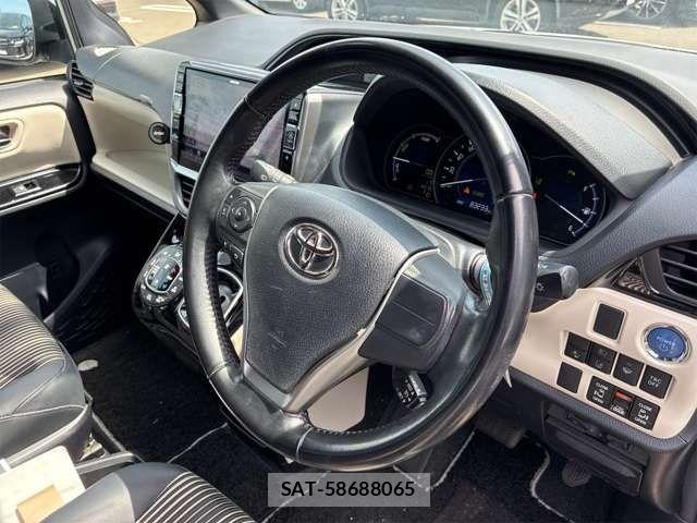 Toyota NOAH HYBRID 2019-05 7251759-14