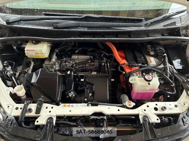 Toyota NOAH HYBRID 2019-05 7251759-21