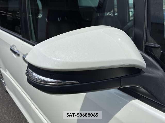 Toyota NOAH HYBRID 2019-05 7251759-28