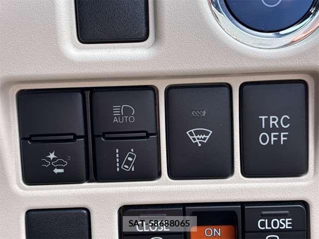 Toyota NOAH HYBRID 2019-05 7251759-5