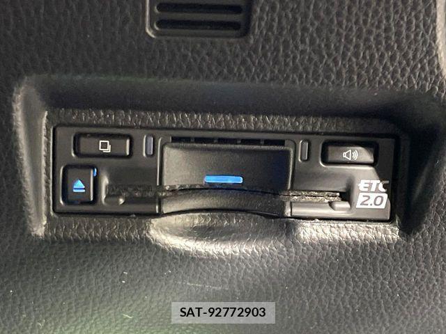 Toyota NOAH HYBRID 2025-03 7250119-6