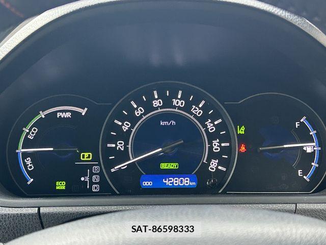 Toyota NOAH HYBRID 2017-07 7271383-25