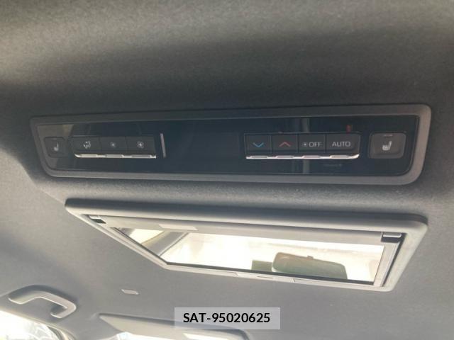 Toyota NOAH HYBRID 2022-05 7271381-15