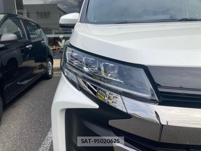 Toyota NOAH HYBRID 2022-05 7271381-5