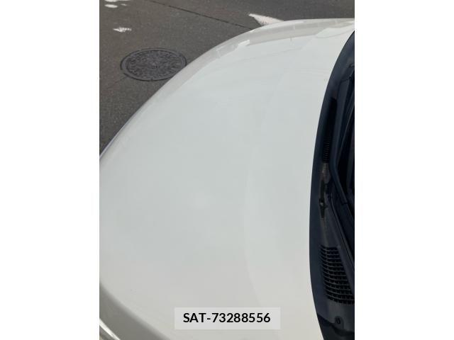 Toyota NOAH HYBRID 2017-11 7272526-10