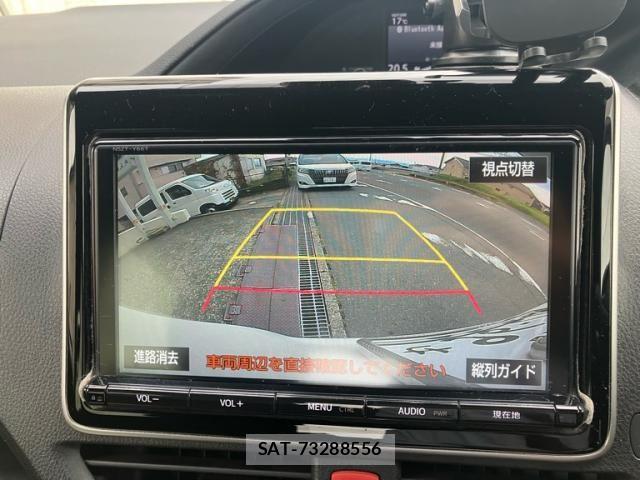 Toyota NOAH HYBRID 2017-11 7272526-22