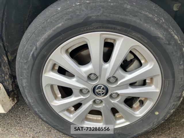Toyota NOAH HYBRID 2017-11 7272526-6