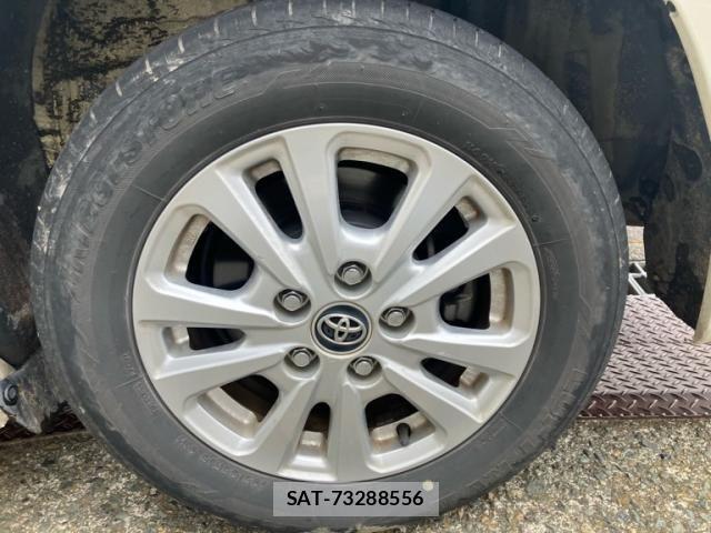 Toyota NOAH HYBRID 2017-11 7272526-8