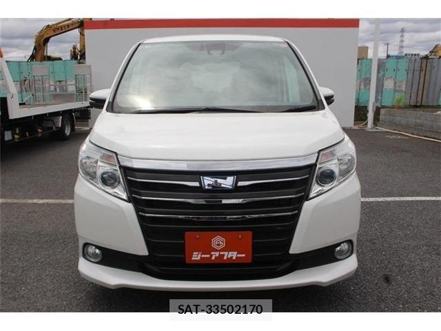 Toyota NOAH HYBRID 2016-02 7271382-9