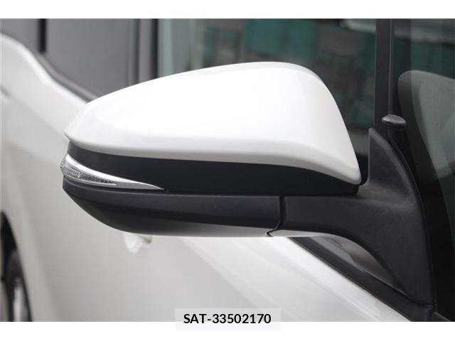 Toyota NOAH HYBRID 2016-02 7271382-18