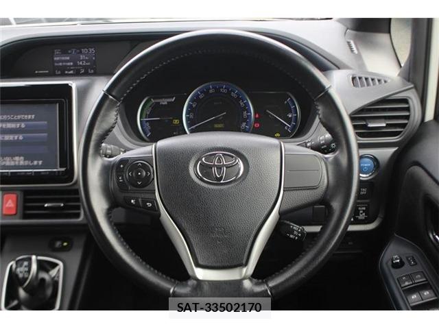 Toyota NOAH HYBRID 2016-02 7271382-25