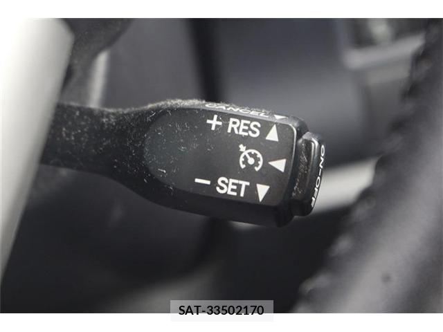 Toyota NOAH HYBRID 2016-02 7271382-4