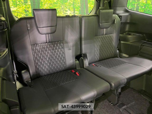 Toyota NOAH HYBRID 2025-05 7272521-9