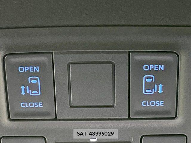Toyota NOAH HYBRID 2025-05 7272521-5