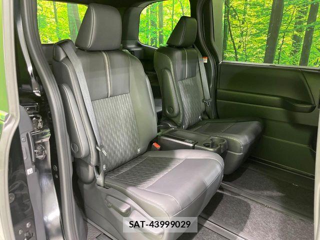 Toyota NOAH HYBRID 2025-05 7272521-8