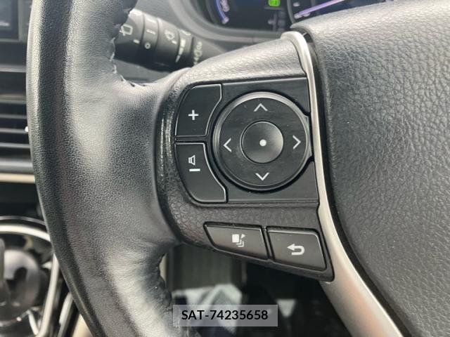 Toyota NOAH HYBRID 2021-11 7328978-22