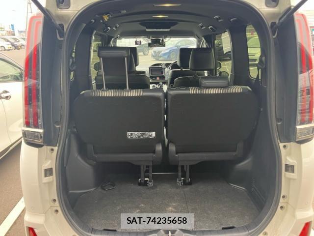 Toyota NOAH HYBRID 2021-11 7328978-28