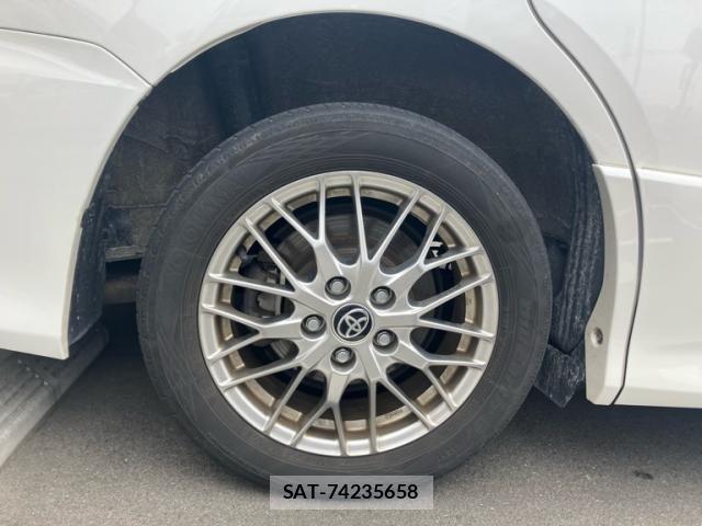 Toyota NOAH HYBRID 2021-11 7328978-8
