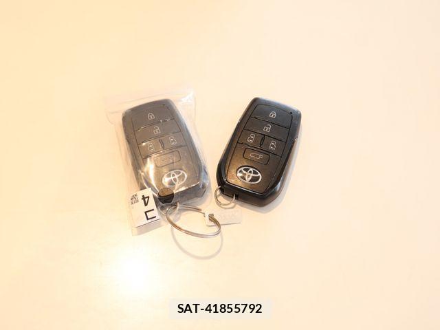 Toyota NOAH HYBRID 2024-10 7328962-21