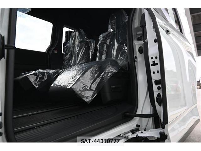Toyota NOAH HYBRID 2026-05 7328955-16