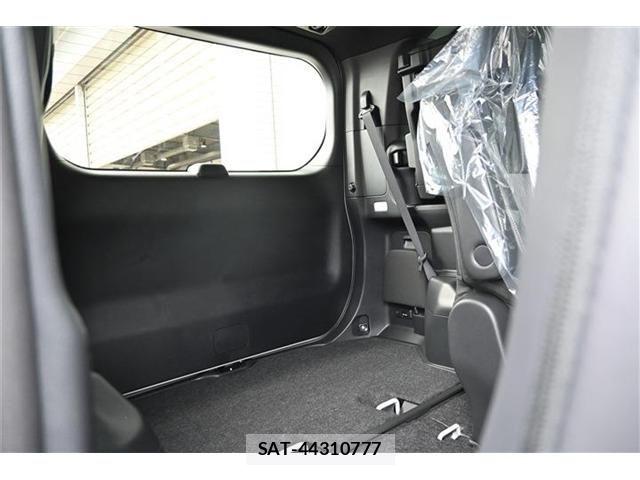 Toyota NOAH HYBRID 2026-05 7328955-18