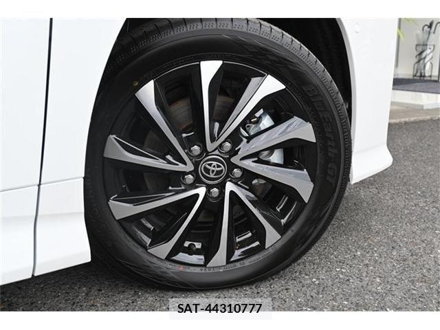 Toyota NOAH HYBRID 2026-05 7328955-21