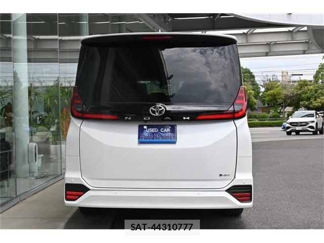 Toyota NOAH HYBRID 2026-05 7328955-3