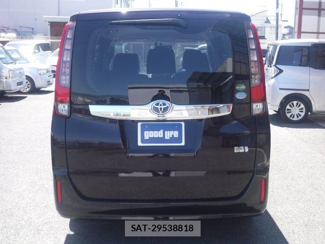 Toyota NOAH HYBRID 2015-02 7328981-4