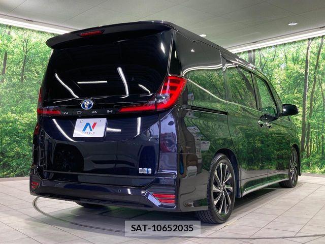 Toyota NOAH HYBRID 2023-02 7328968-16