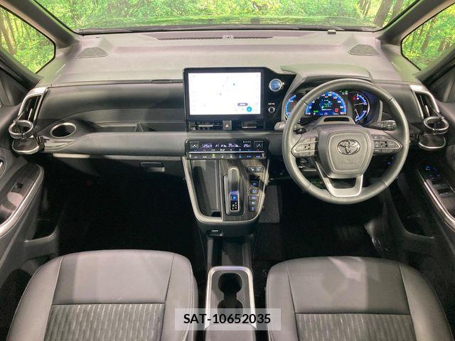Toyota NOAH HYBRID 2023-02 7328968-1