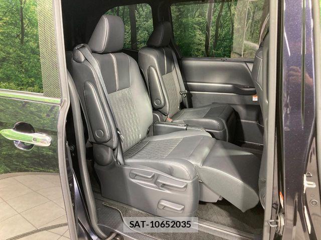 Toyota NOAH HYBRID 2023-02 7328968-8