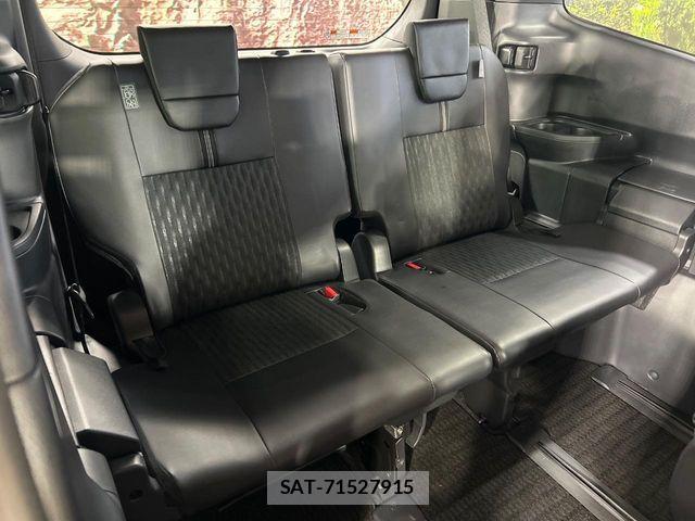 Toyota NOAH HYBRID 2023-08 7328969-9
