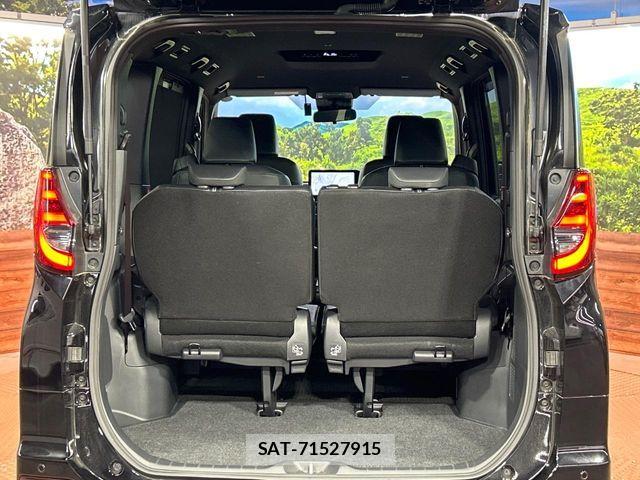 Toyota NOAH HYBRID 2023-08 7328969-10