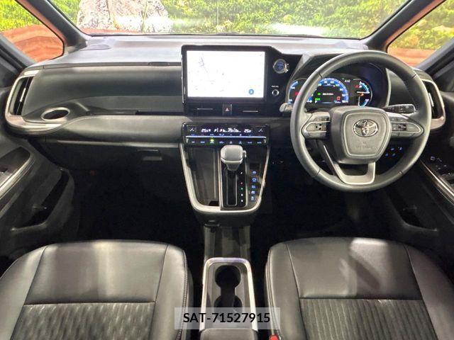 Toyota NOAH HYBRID 2023-08 7328969-1