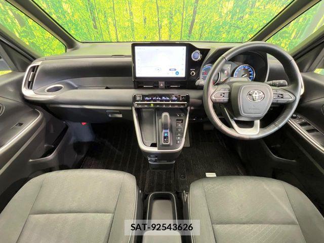 Toyota NOAH HYBRID 2023-06 7328970-1