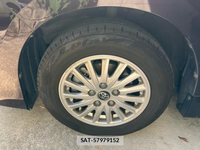 Toyota NOAH HYBRID 2015-07 7328982-14