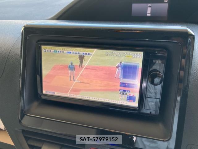 Toyota NOAH HYBRID 2015-07 7328982-18