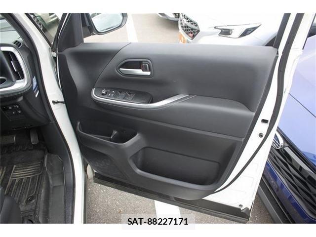 Toyota NOAH HYBRID 2023-07 7328972-24