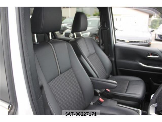 Toyota NOAH HYBRID 2023-07 7328972-26