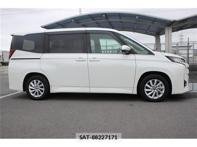 Toyota NOAH HYBRID 2023-07 7328972-3